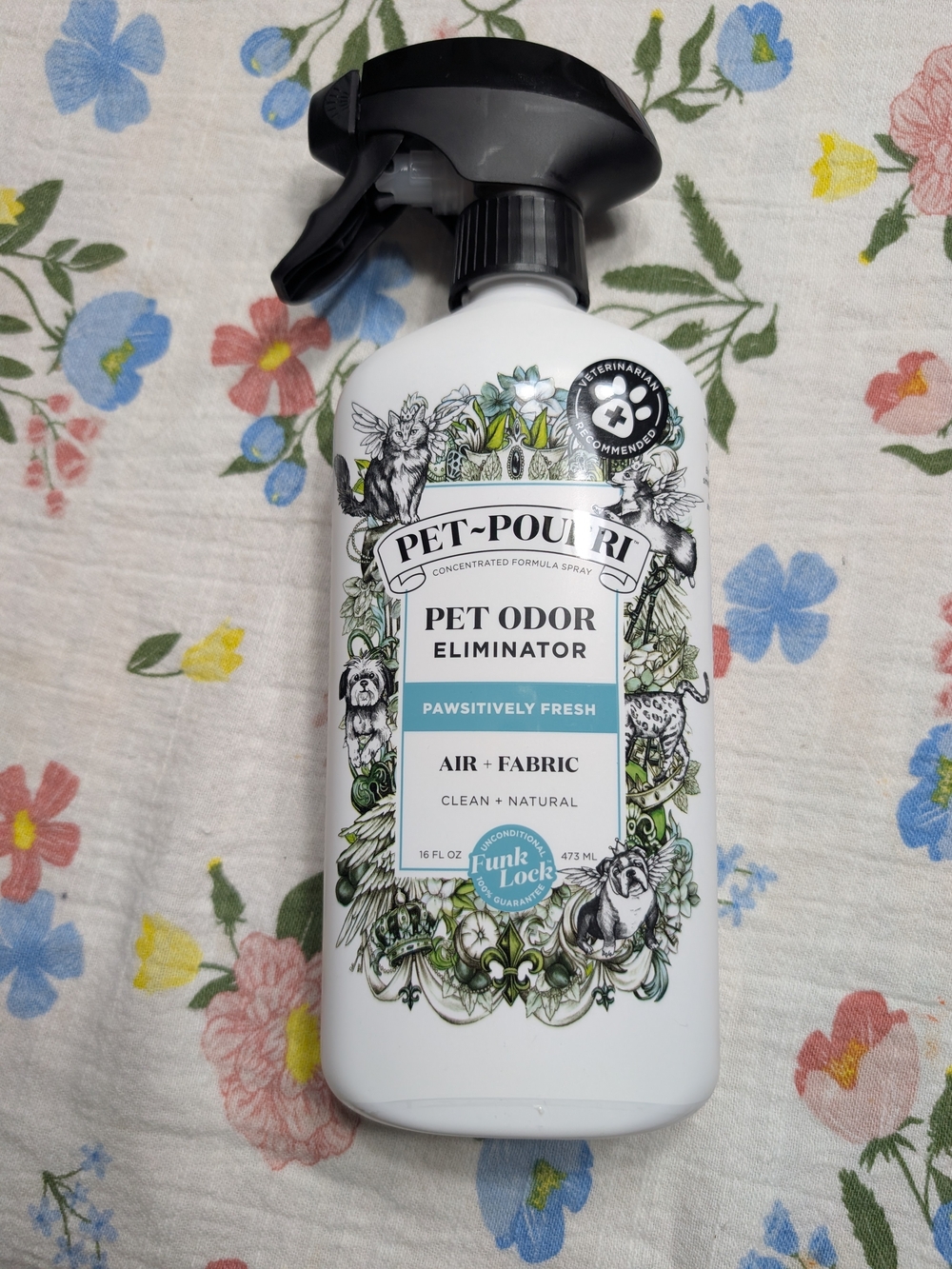 Pawsitively Fresh Pet Odor Eliminator Spray - White